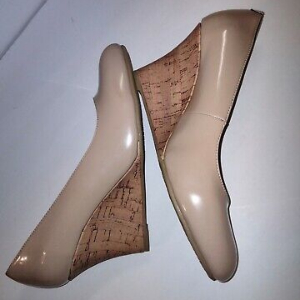 Rialto Celina Wedge Nude-color women shoes sz 11 new without box
